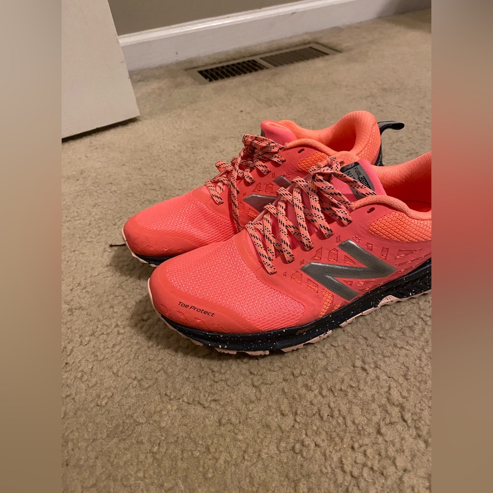 New balance shoes